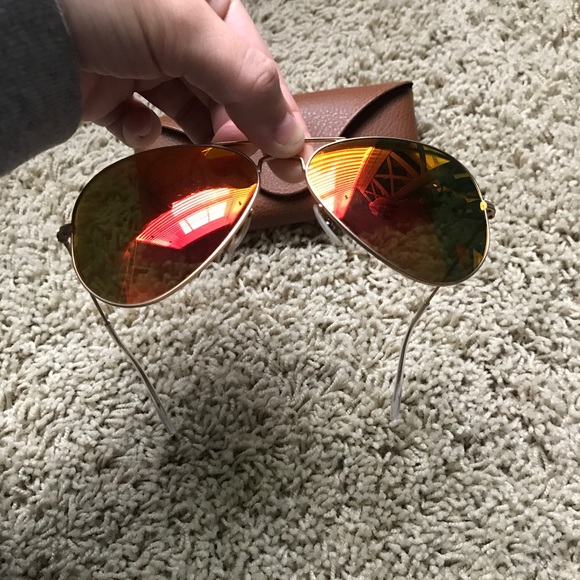 Polarized Ray-Ban Aviator Flash Lenses - Picture 4 of 6